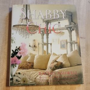 Shabby Chic Home Decor Book by Rachel Ashwell- Great Condition